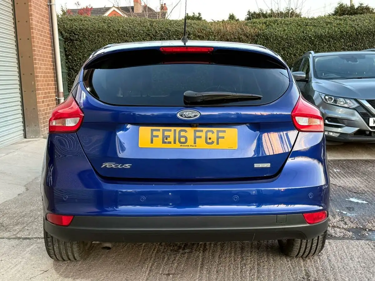 2016-ford-focus-10t-titanium-x-125ps-hatchback-big-15