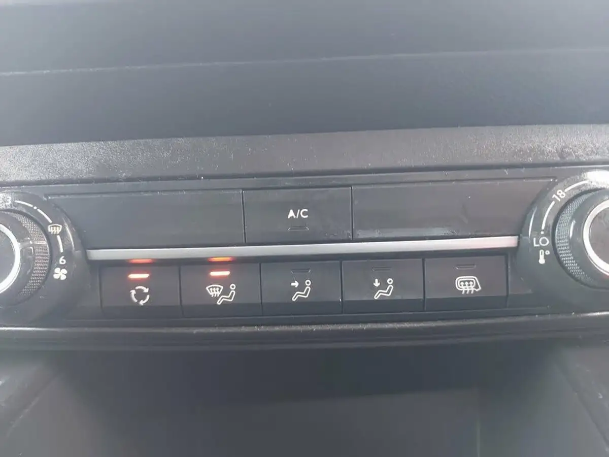 2019-citroen-berlingo-15bluehdi-1000-enterprise-100pseu6dt-e-panel-big-14