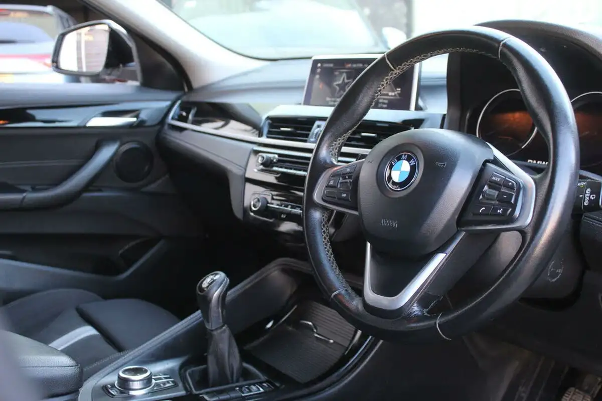 2019-bmw-x2-15-sdrive18i-sport-big-23