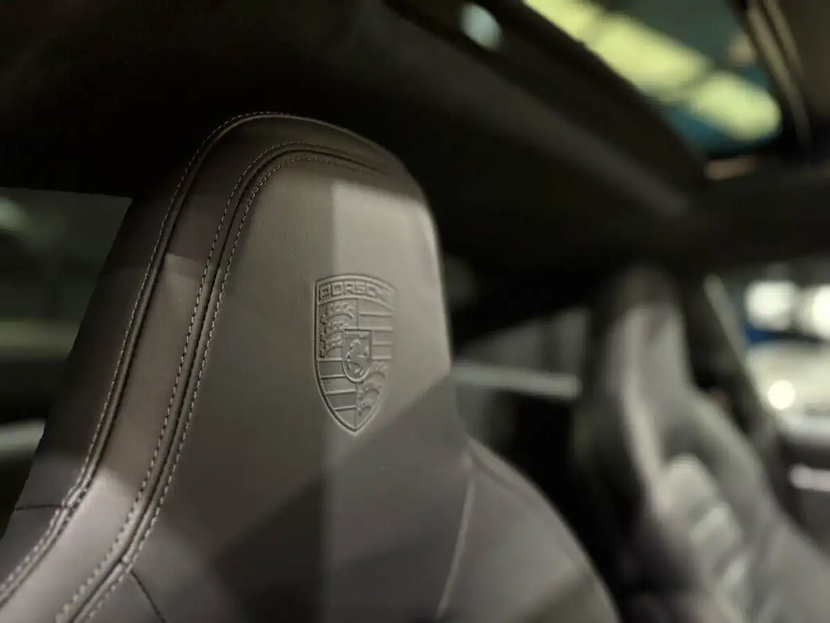 2024-porsche-911-38-turbo-coupe-big-26