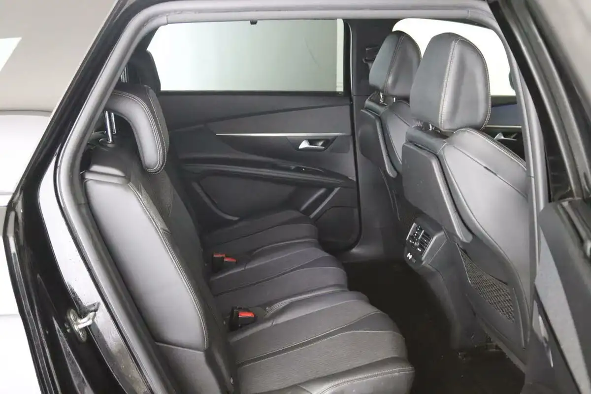 2020-peugeot-5008-suv-15-bluehdi-gt-line-big-13