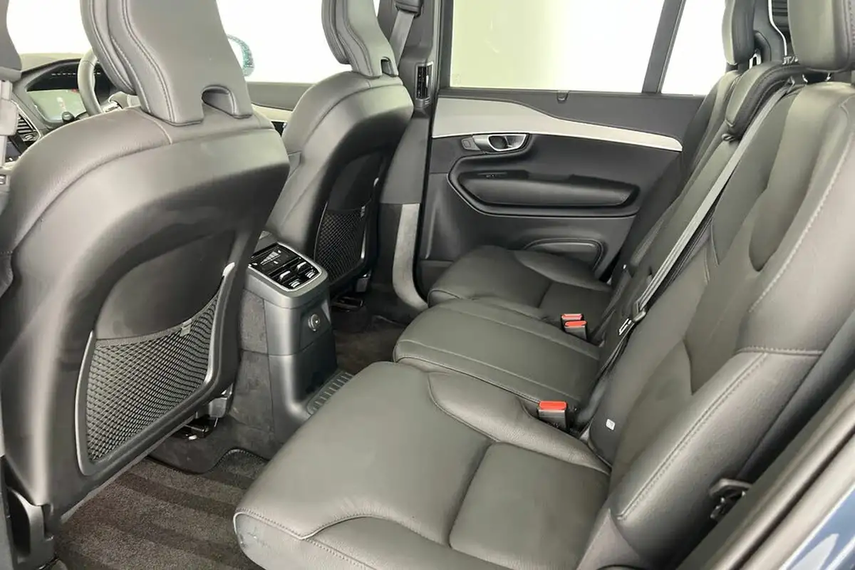 2023-volvo-xc90-20-t8-plus-big-16