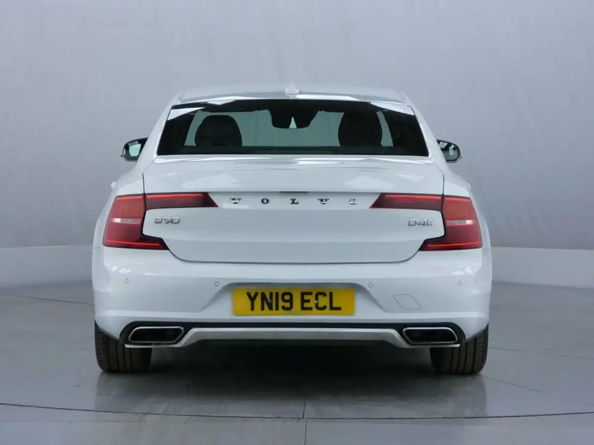 2019-volvo-s90-20td-d4-r-design-big-6