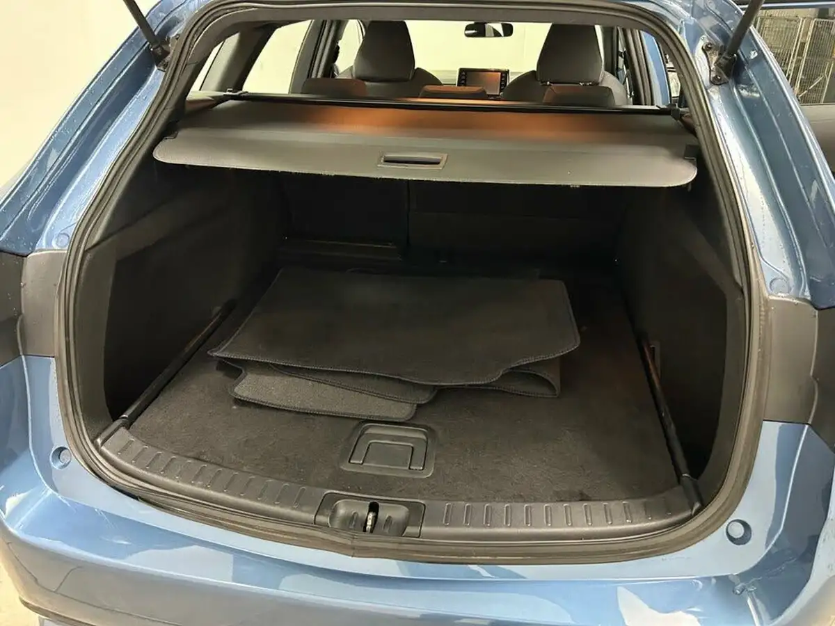 2019-toyota-corolla-18-vvt-i-icon-trk-touring-sports-5d-big-21