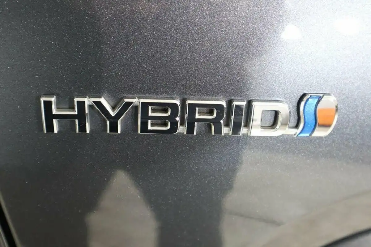 2021-toyota-rav4-25-vvt-i-excel-219bhp-big-32