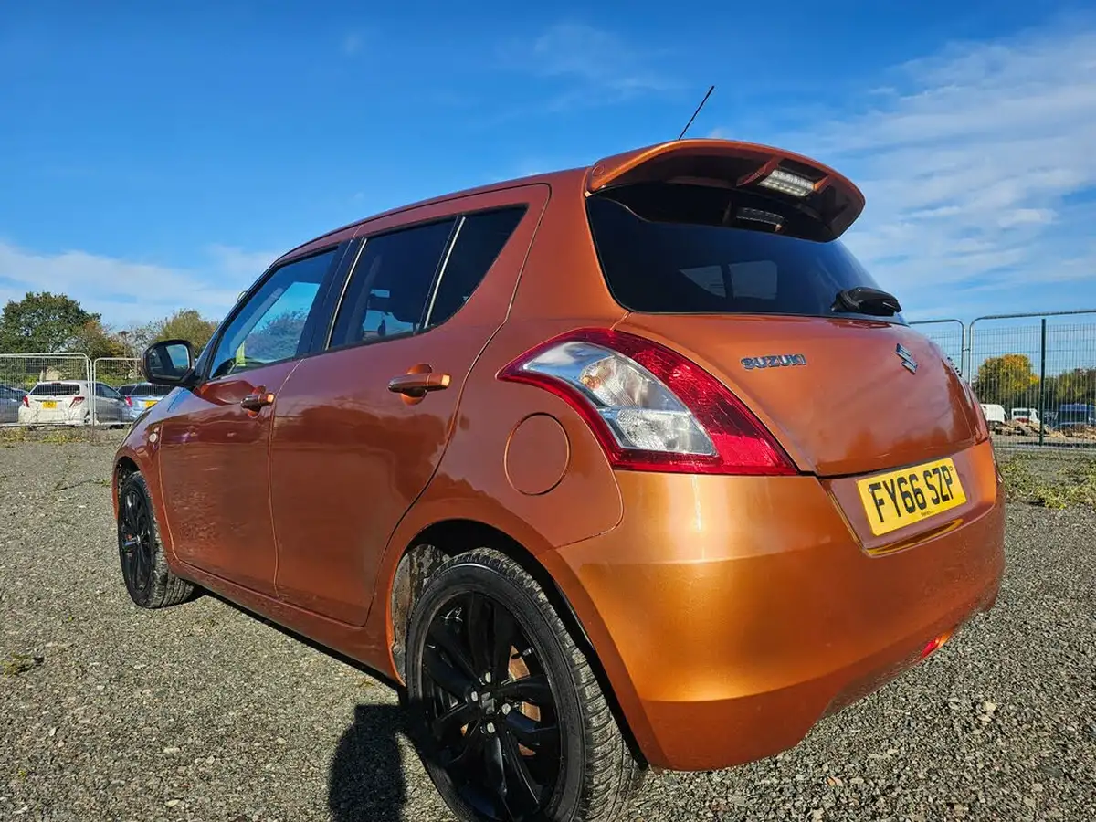 2016-suzuki-swift-12-sz-l-5d-big-4