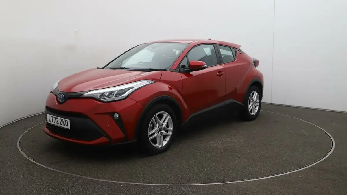 2022-toyota-c-hr-18-vvt-i-icon-big-3