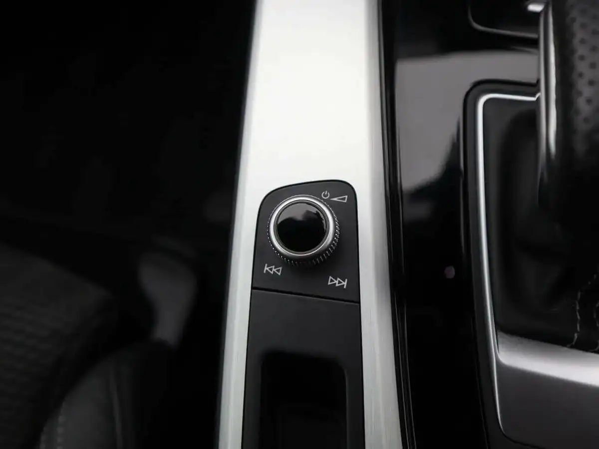 2021-audi-a5-20-35-tdi-s-line-coupe-2d-big-29