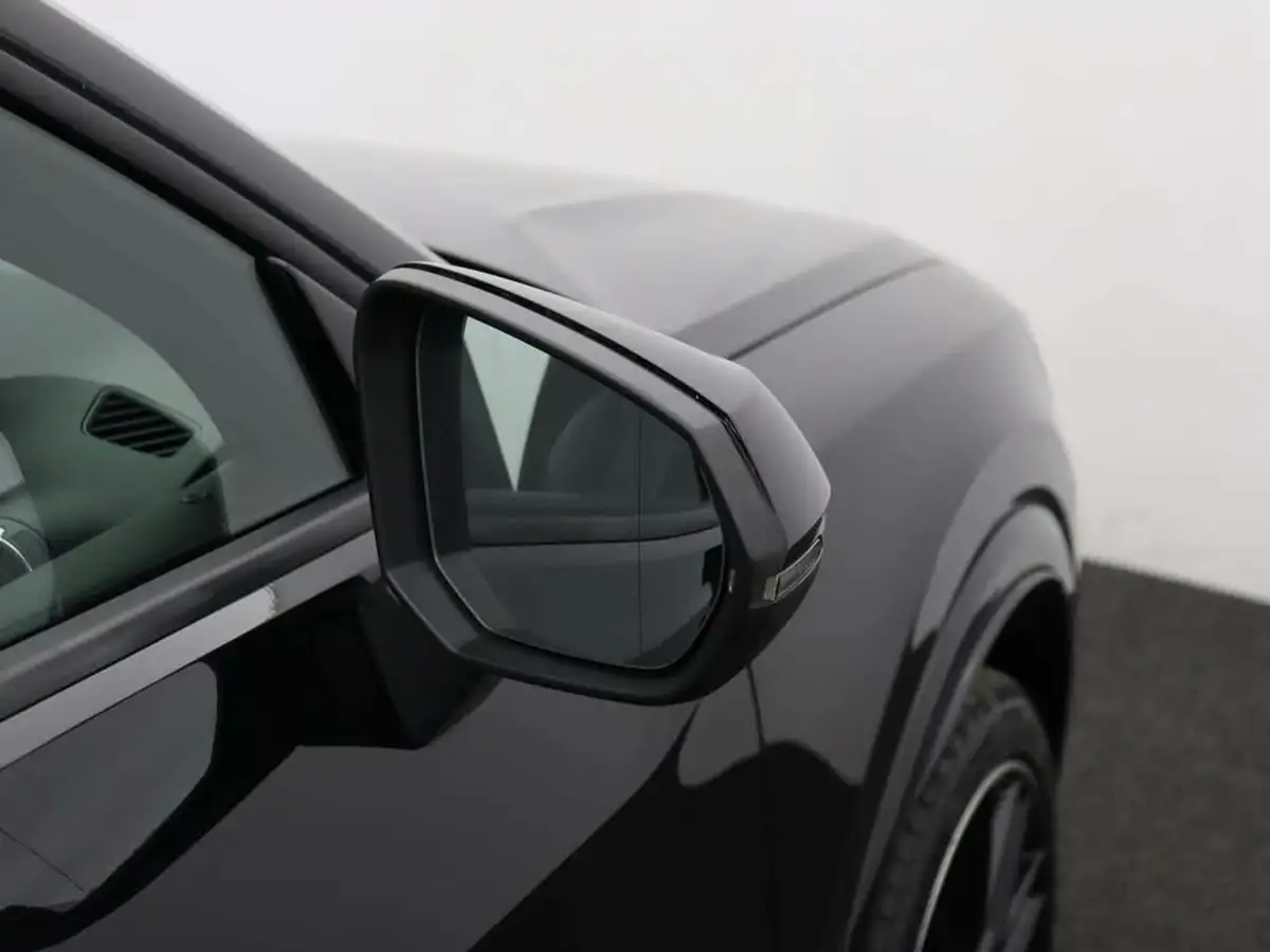 2019-audi-q2-10-30-tfsi-black-edition-big-53