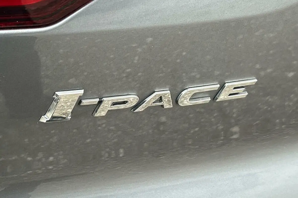 2021-jaguar-i-pace-ev400-hse-big-25