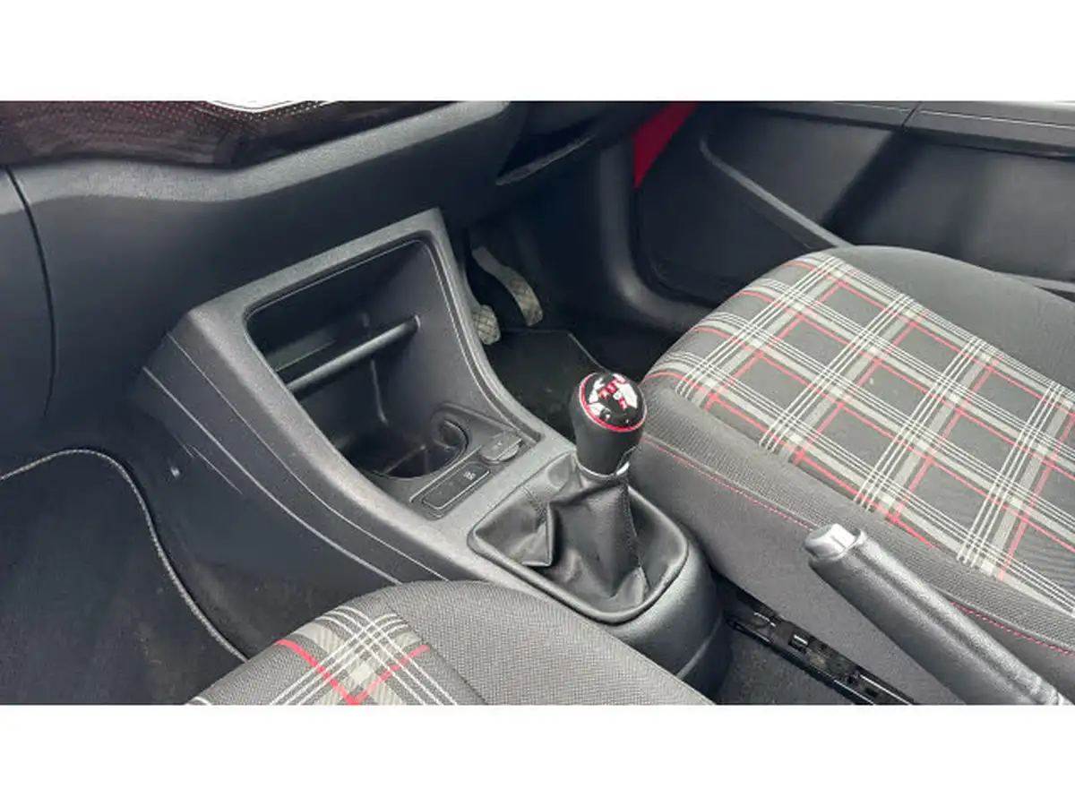 2021-volkswagen-up-10-gti-3d-big-12