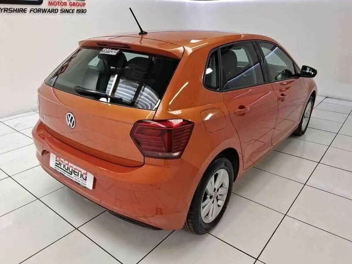 2018-volkswagen-polo-10-se-65ps-big-5