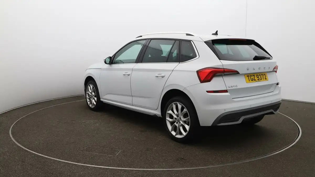 2021-skoda-kamiq-10-tsi-se-l-109ps-dsg-big-63