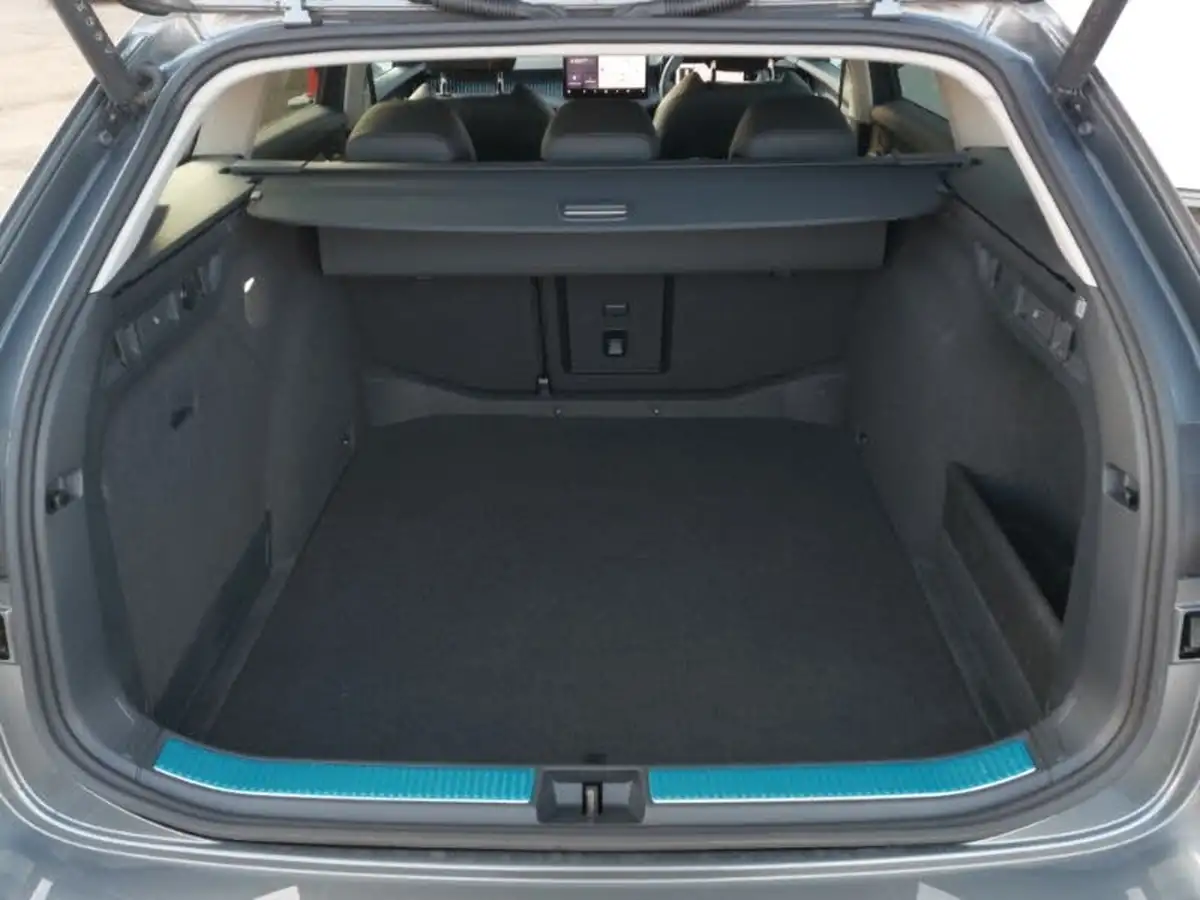 2024-skoda-superb-20tdi-se-l-150ps-scr-estate-dsg-big-7