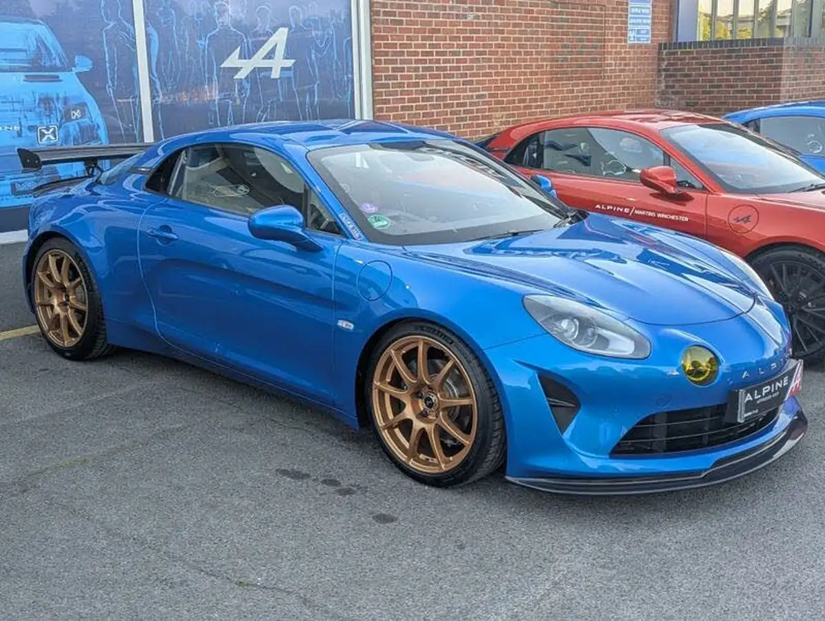 2019-alpine-a110-18-t-legende-brown-big-4
