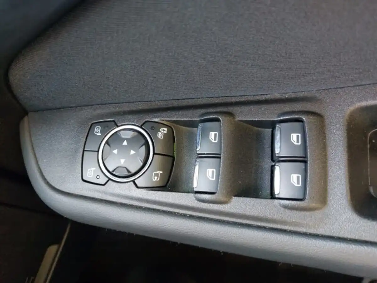 2019-ford-galaxy-15t-zetec-big-15