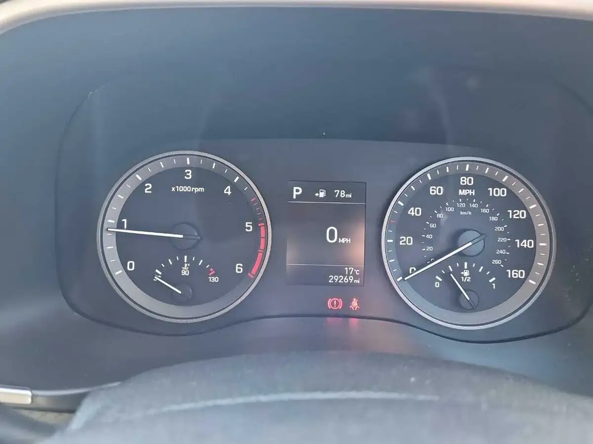 2021-hyundai-tucson-16crdi-se-nav-136ps-dct-big-21