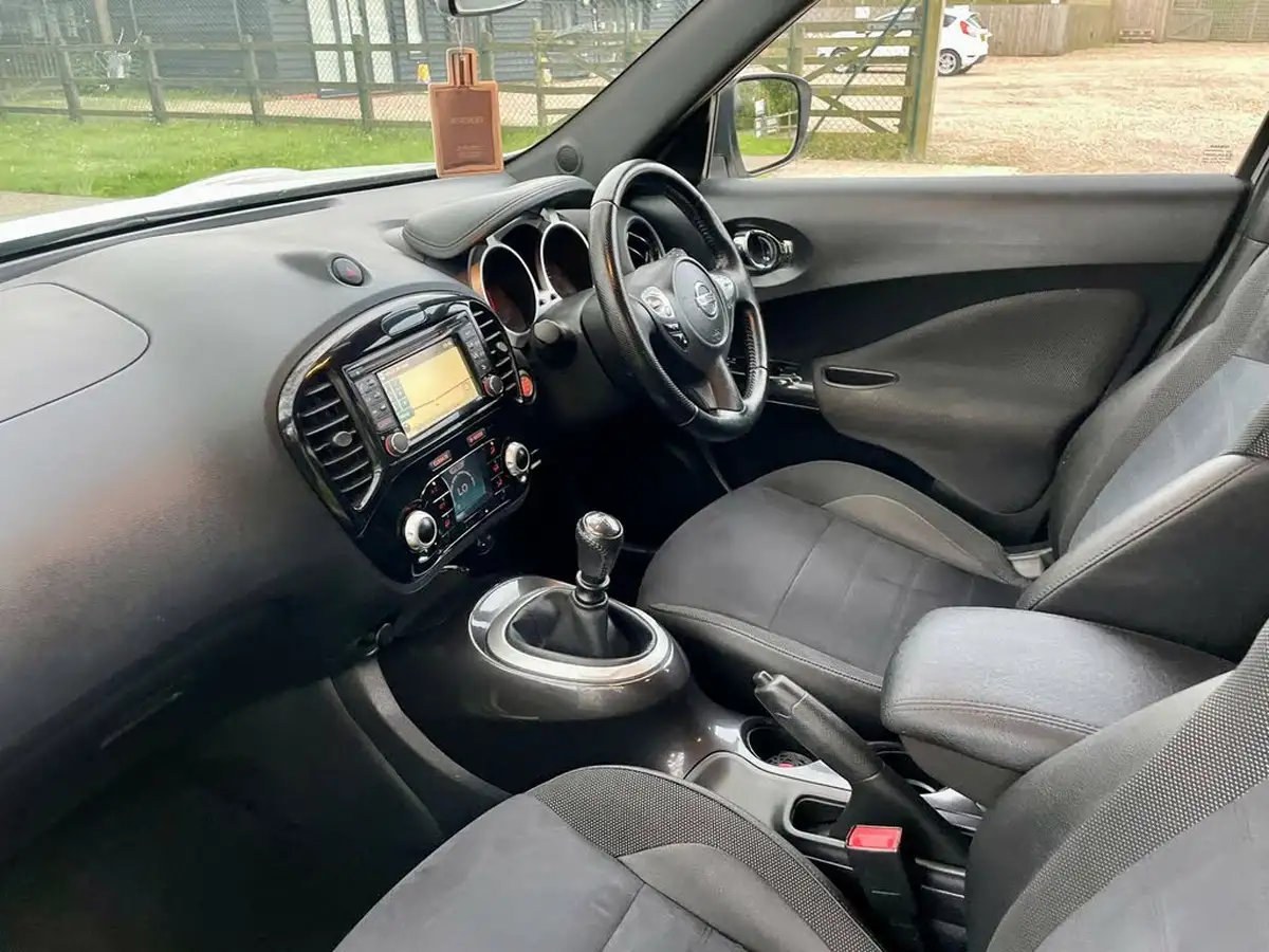 2018-nissan-juke-12-dig-t-n-connecta-ss-big-58