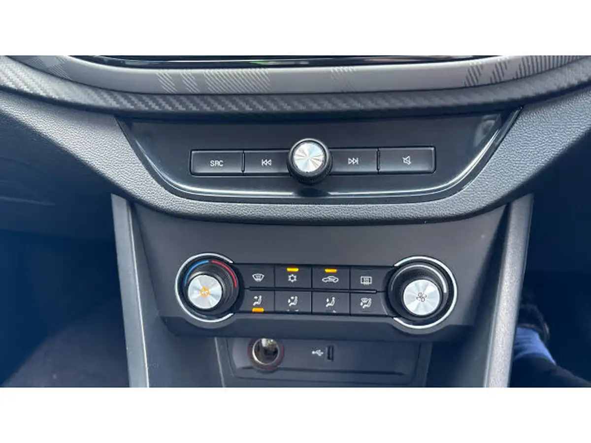 2023-mg-mg3-15-vti-tech-exclusive-nav-big-12