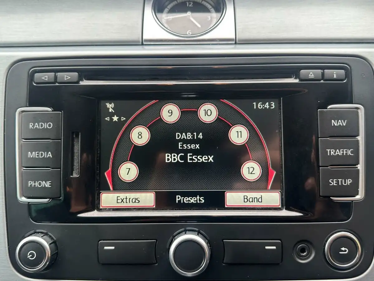 2014-volkswagen-cc-20tdi-gt-bmt-dsg-big-29