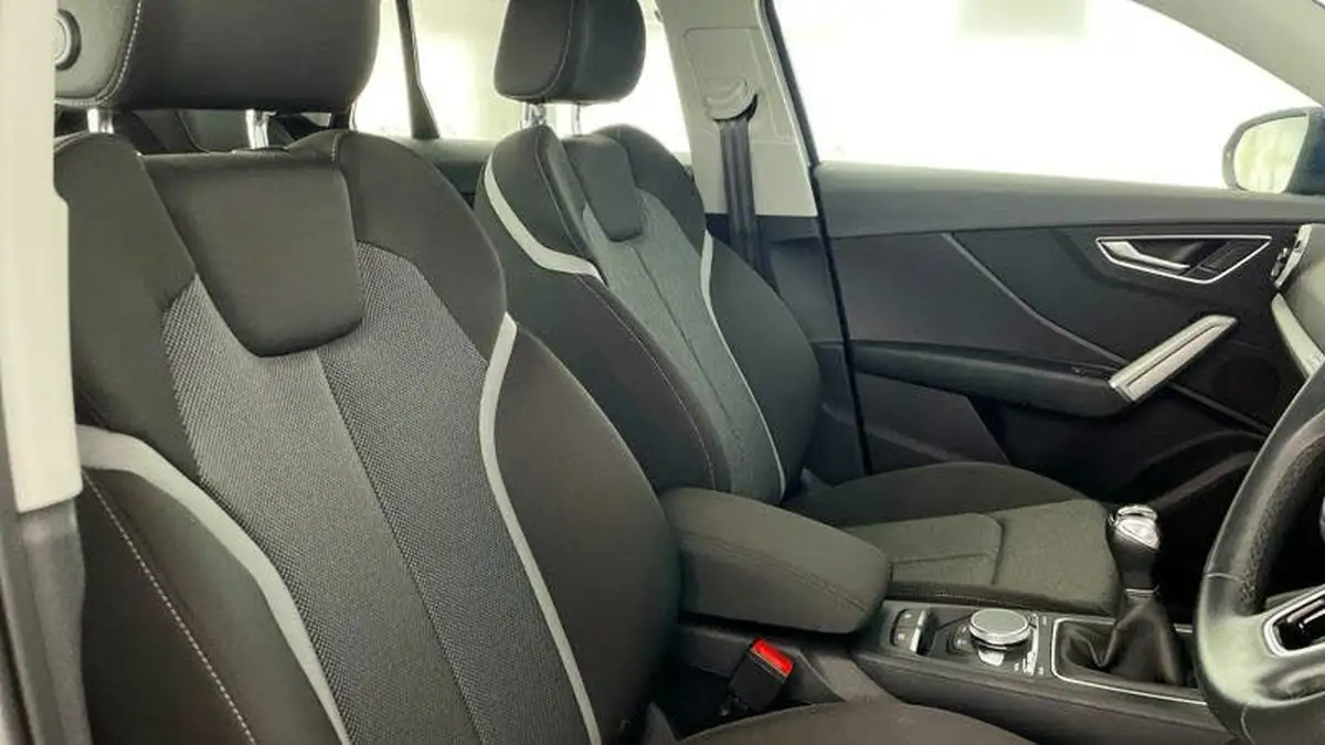 2021-audi-q2-15-35-tfsi-sport-big-18