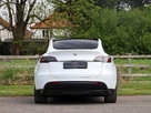2022-tesla-model-y-e-long-range-small-60