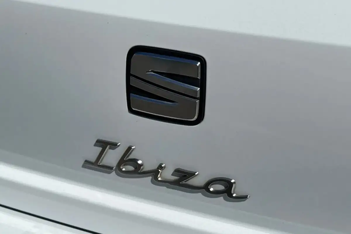 2022-seat-ibiza-10-tsi-fr-sport-110ps-dsg-big-27