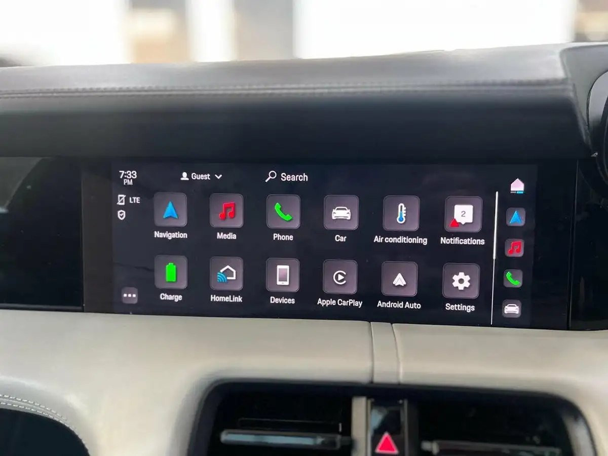 2020-porsche-taycan-e-4s-571ps-performance-battery-plus-big-19