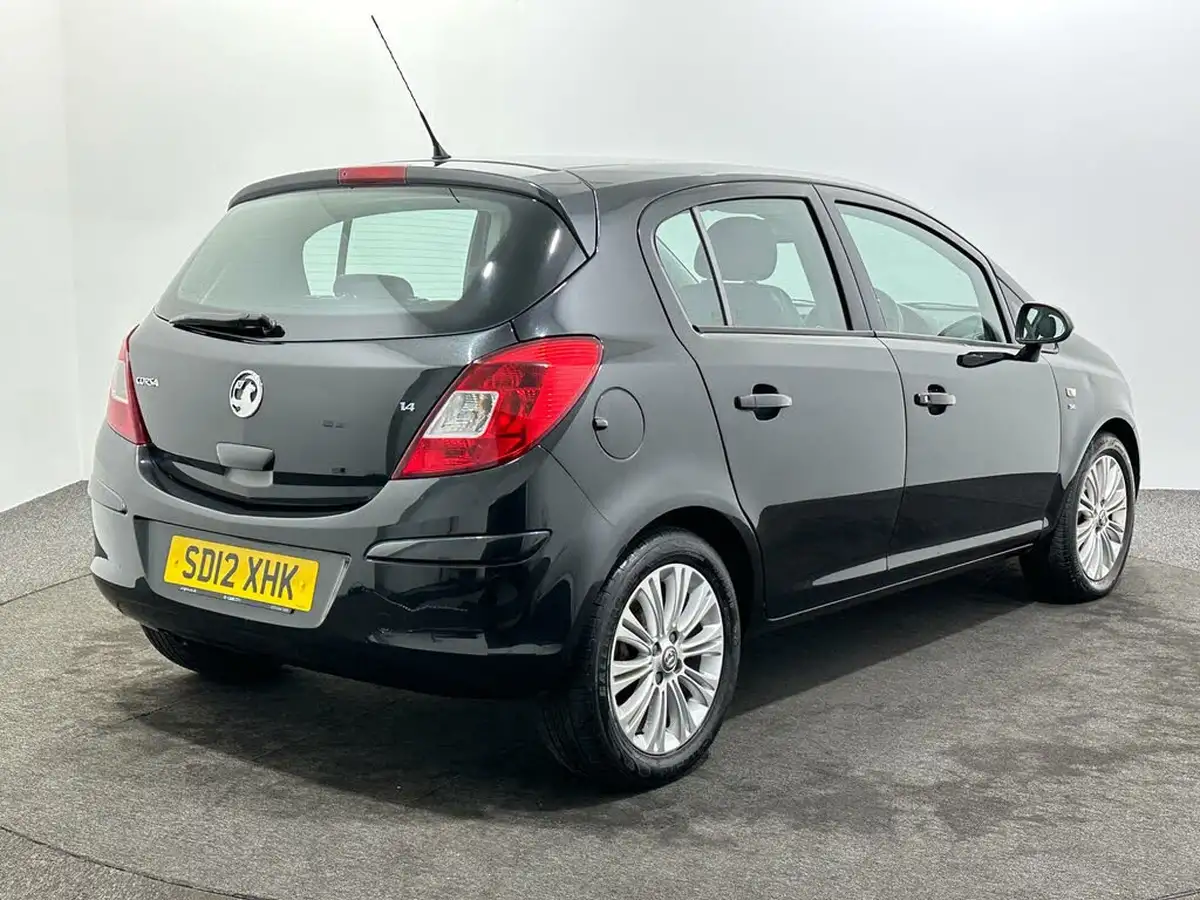 2012-vauxhall-corsa-14-se-5d-big-7