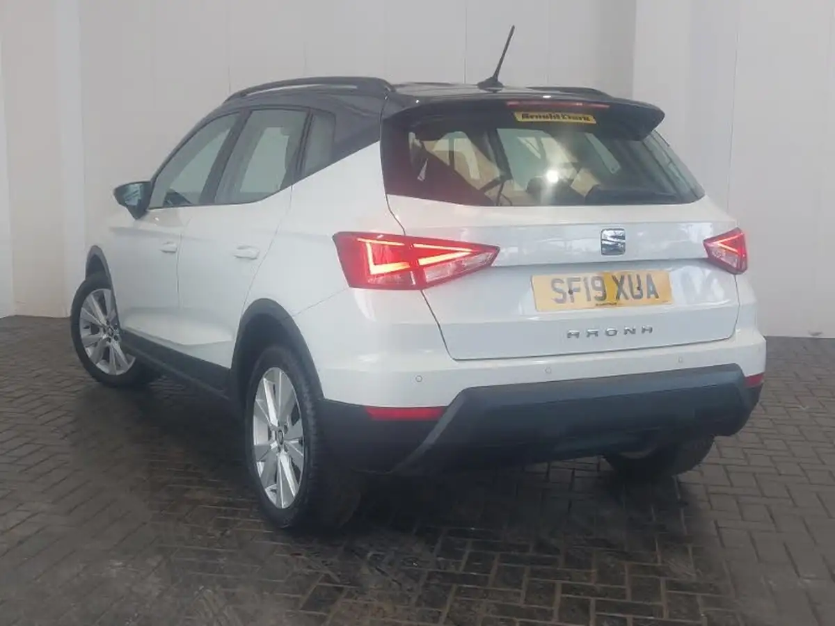 2019-seat-arona-16tdi-se-technology-lux-115ps-ss-big-1