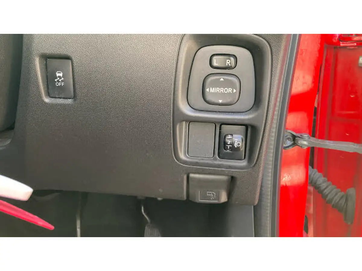 2019-toyota-aygo-10-vvt-i-x-play-big-30