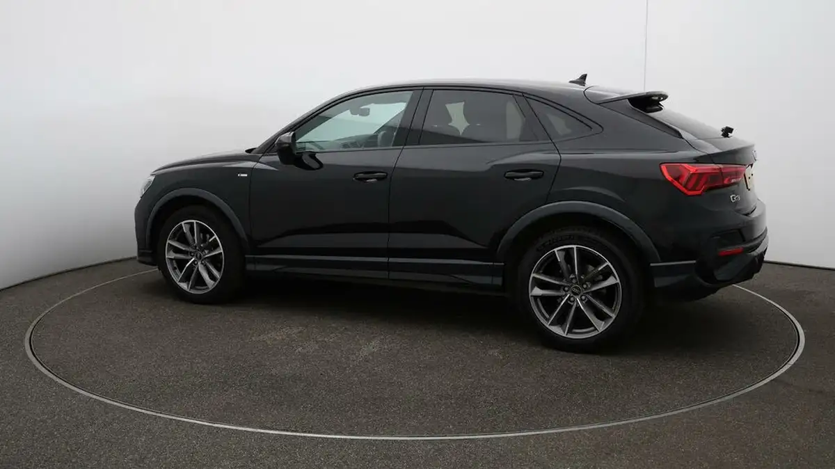 2022-audi-q3-15-35-tfsi-black-edition-cod-sportback-s-tronic-big-47