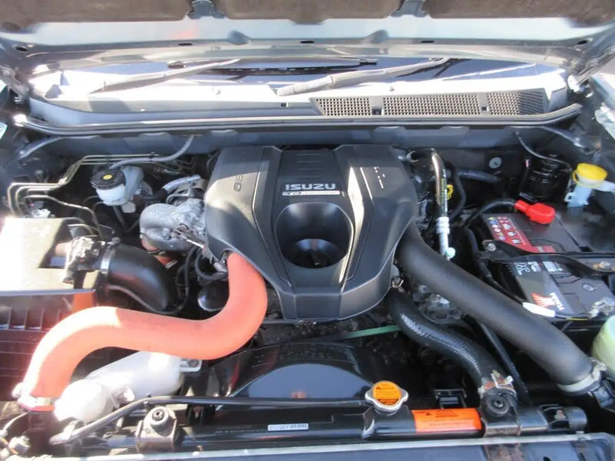 2012-isuzu-d-max-25td-eiger-big-22