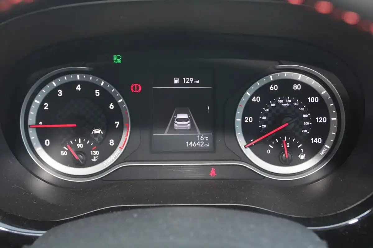 2021-hyundai-i10-10-t-gdi-n-line-big-20