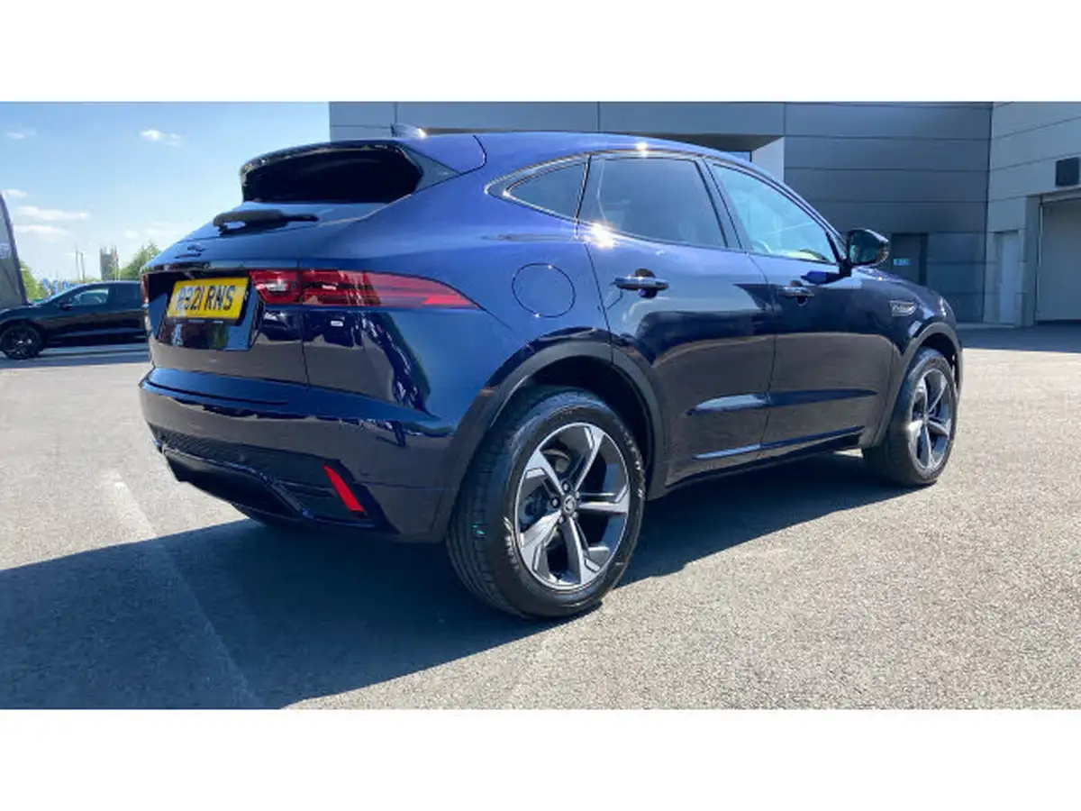 2024-jaguar-e-pace-20-d200-r-dynamic-se-black-big-36