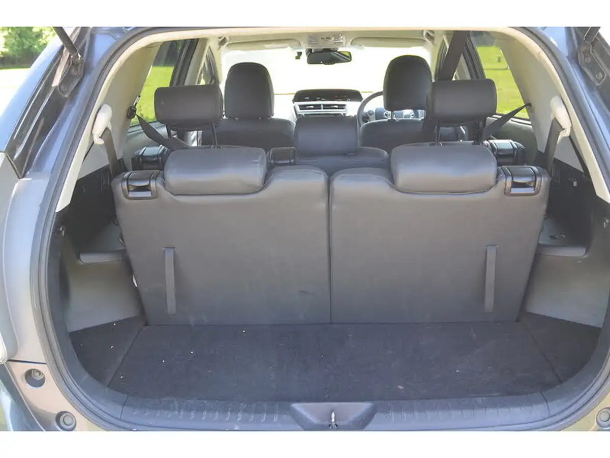 2019-toyota-prius-18-vvt-i-excel-big-12