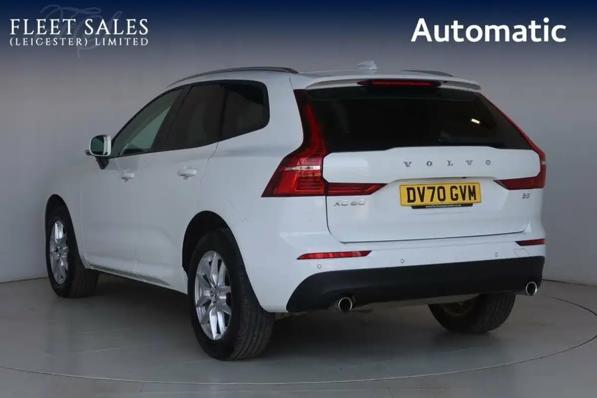 2020-volvo-xc60-20-b5-momentum-big-2