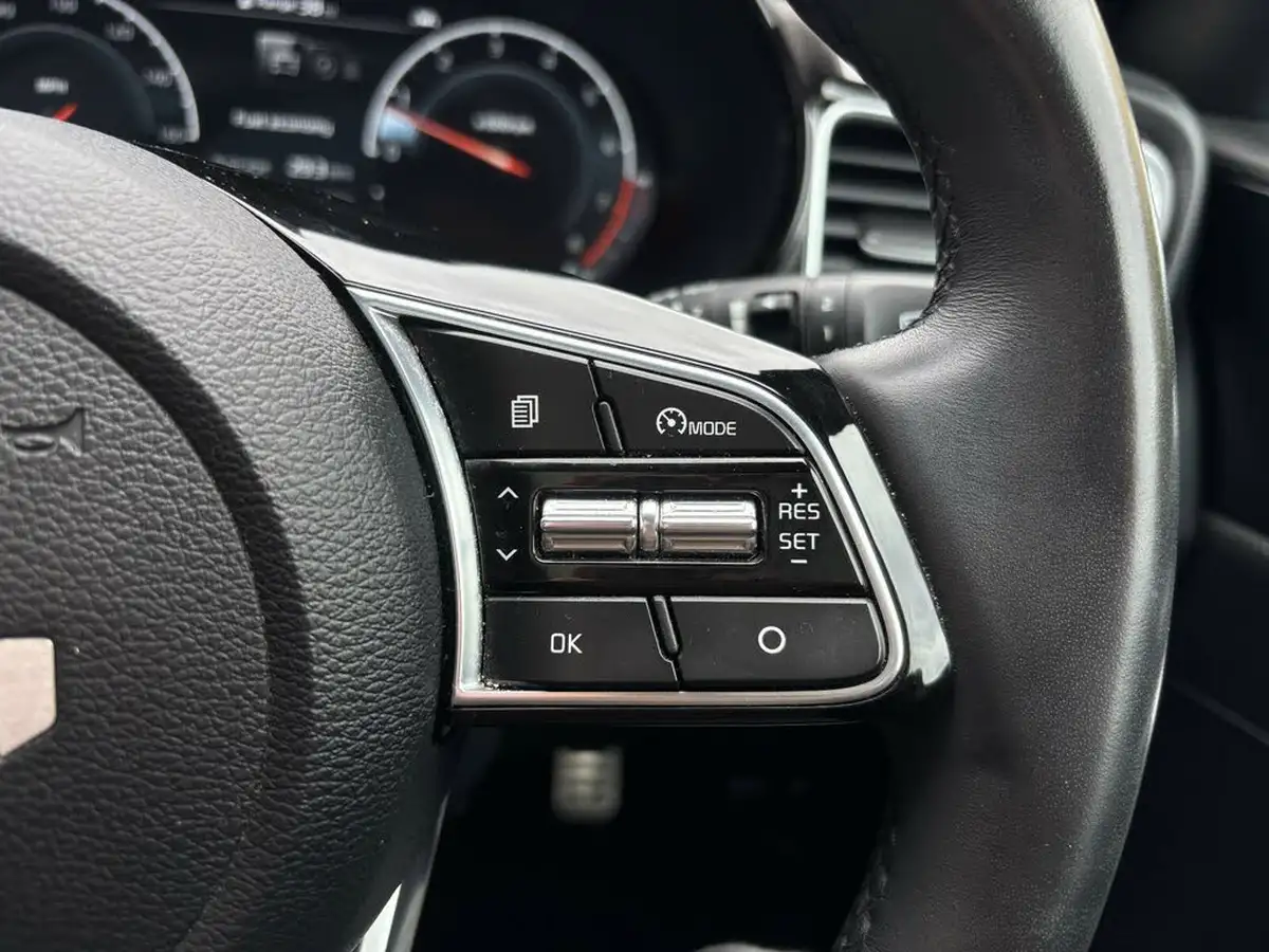 2022-kia-xceed-15-t-gdi-4-big-22