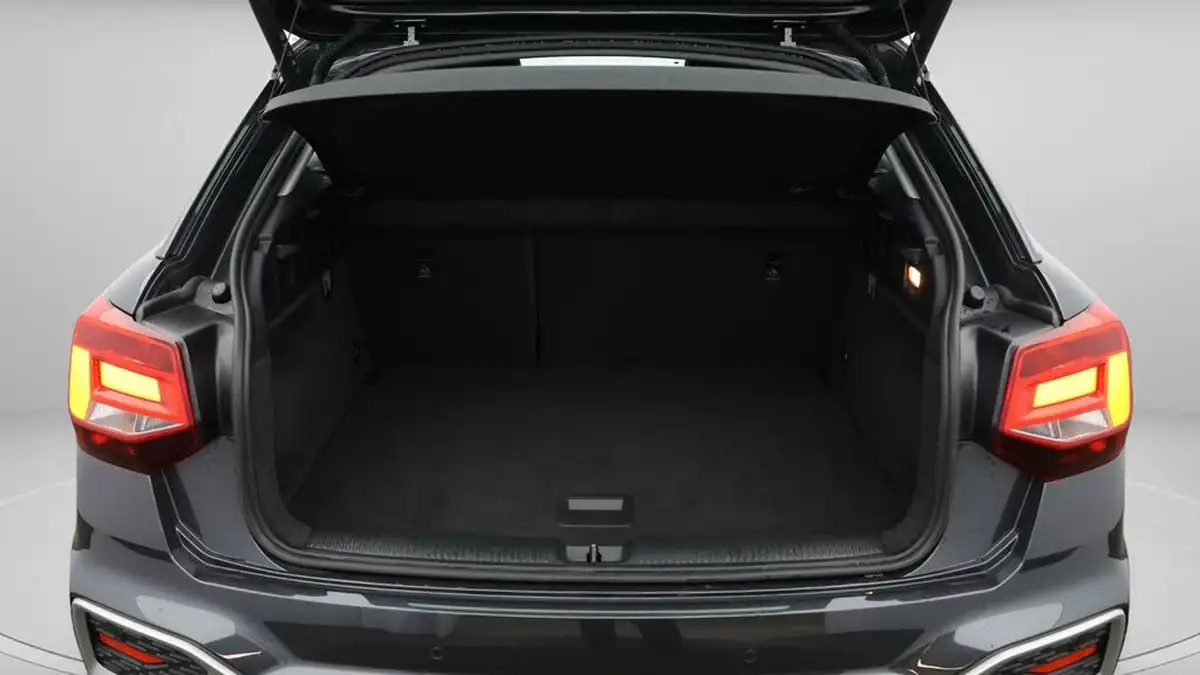 2023-audi-q2-10-30-tfsi-sport-big-16