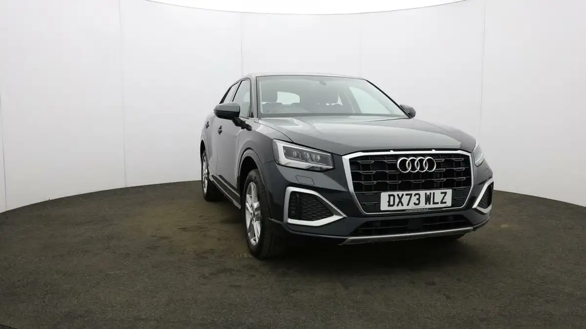 2023-audi-q2-10-30-tfsi-sport-big-37