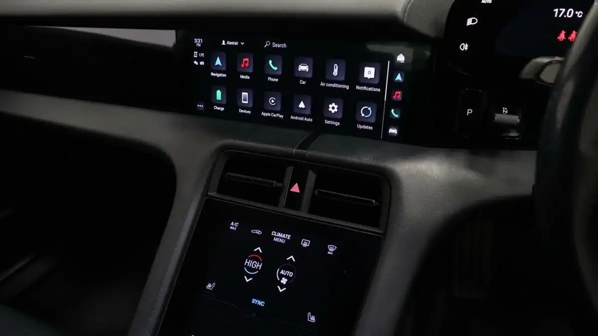 2021-porsche-taycan-e-4s-530ps-big-7