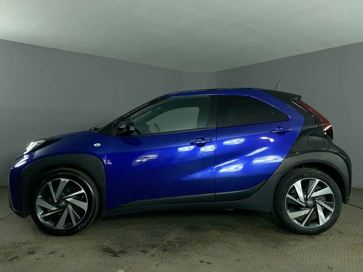 2023-toyota-aygo-x-10-vvt-i-edge-big-4