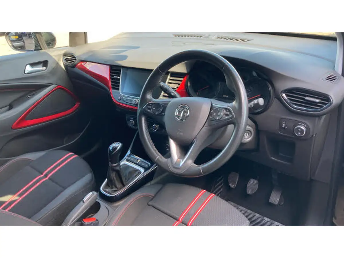 2022-vauxhall-crossland-12i-gs-line-big-10