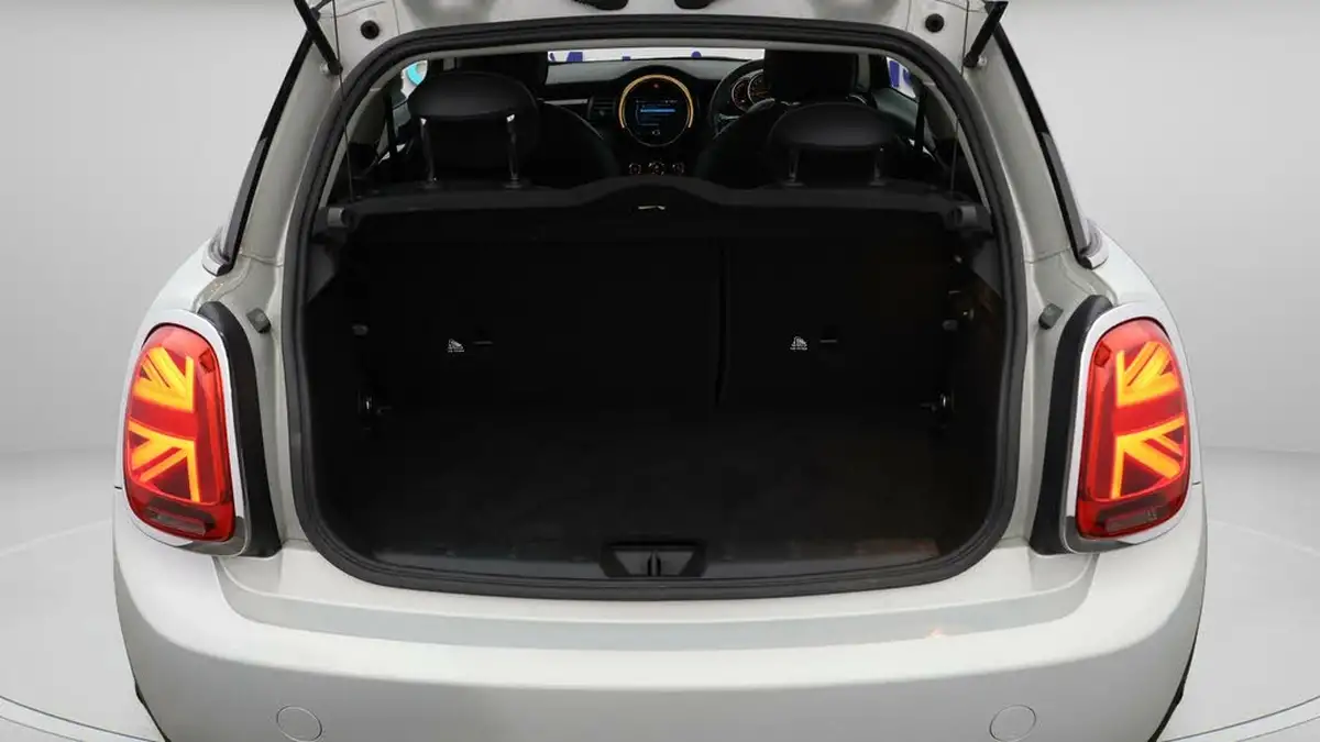 2019-mini-cooper-15-cooper-exclusive-134bhp-nav-hatchback-3d-auto-big-16