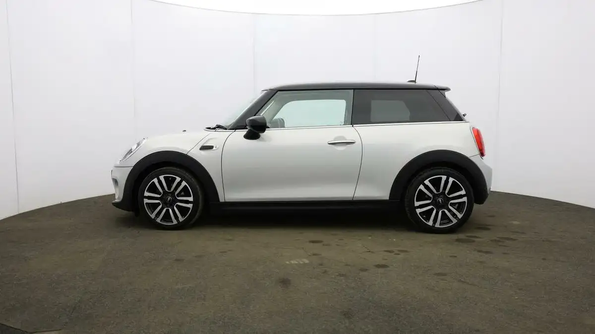 2019-mini-cooper-15-cooper-exclusive-134bhp-nav-hatchback-3d-auto-big-68