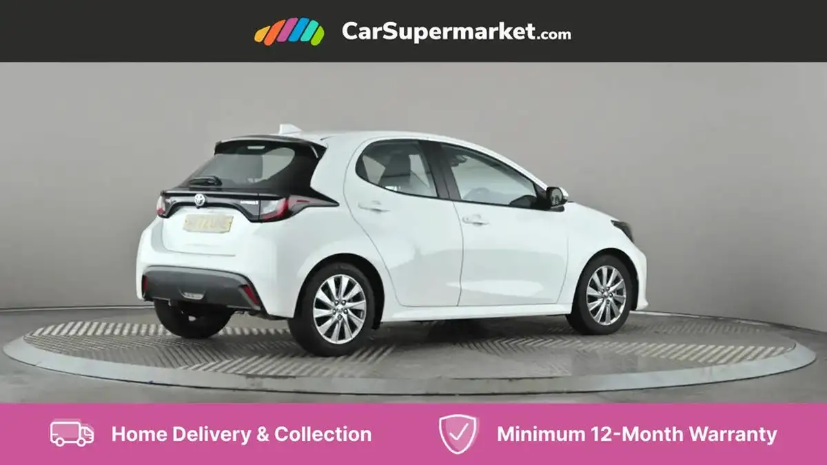 2022-toyota-yaris-15-vvt-i-icon-big-5