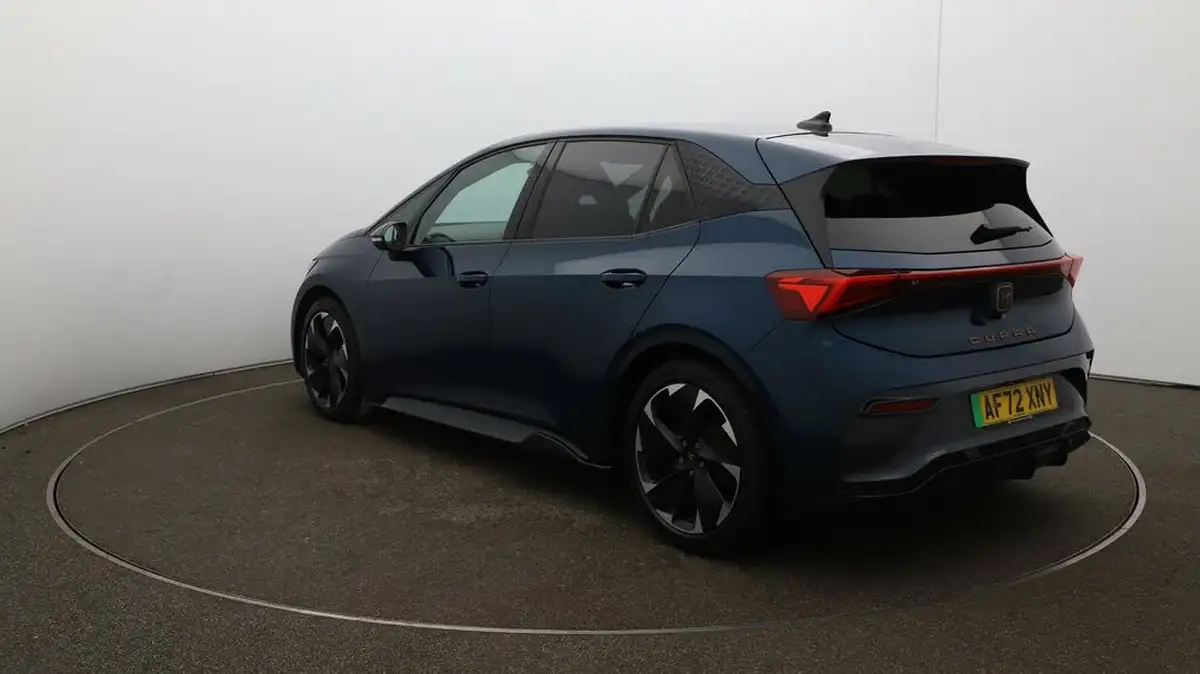 2022-cupra-born-e-v2-204ps-58kwh-big-60
