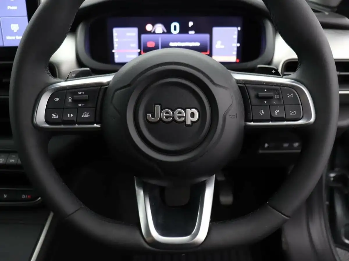 2024-jeep-avenger-12-gse-summit-e-hybrid-48v-auto-big-37