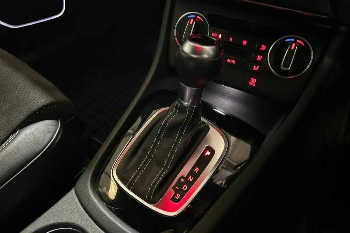 2018-audi-q3-20-tdi-quattro-black-edition-184ps-s-tronic-big-18
