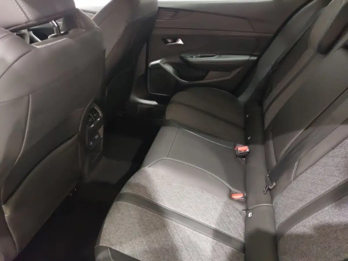 2023-peugeot-408-12-puretech-allure-premium-big-5